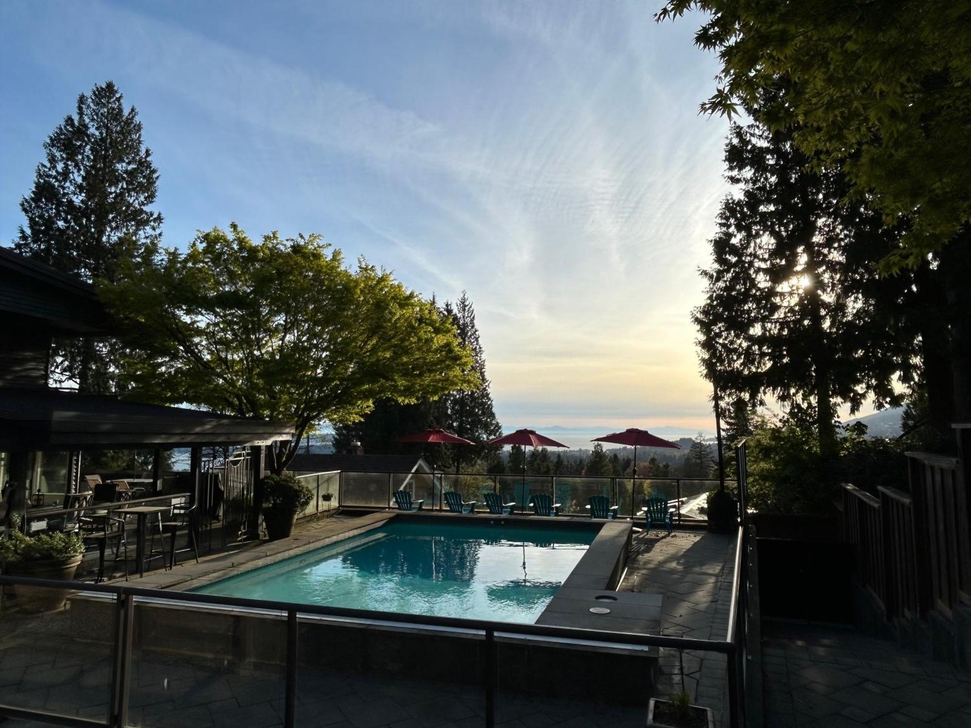 Seymour Private Bedroom, Ensuite Bathroom With Shared Pool, Hot Tub With Views Βόρειο Βανκούβερ Εξωτερικό φωτογραφία