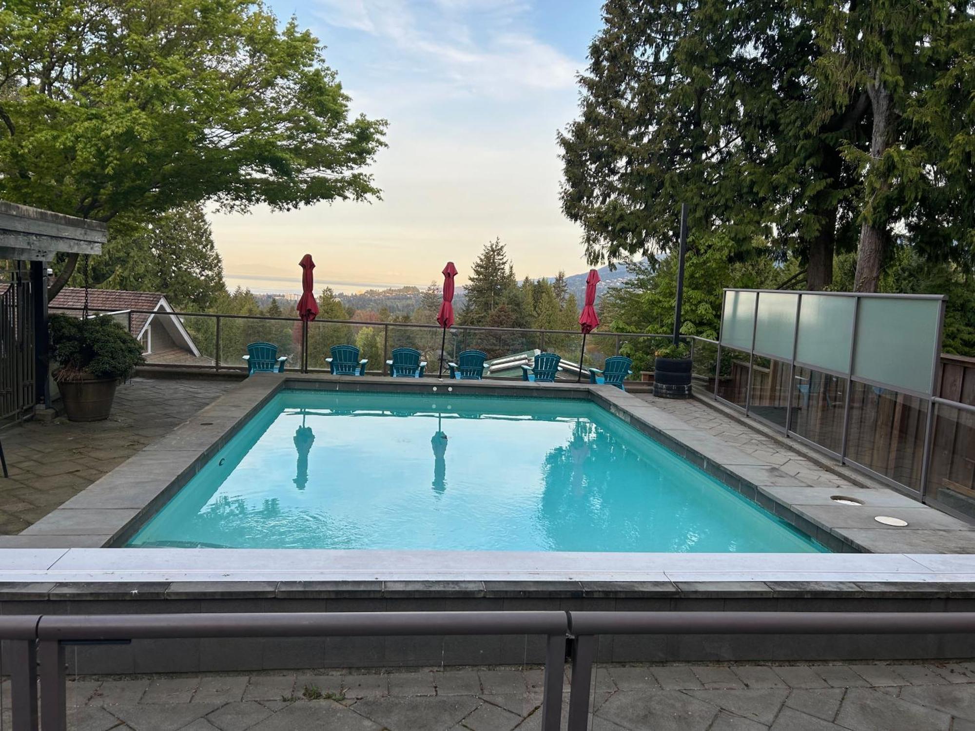 Seymour Private Bedroom, Ensuite Bathroom With Shared Pool, Hot Tub With Views Βόρειο Βανκούβερ Εξωτερικό φωτογραφία