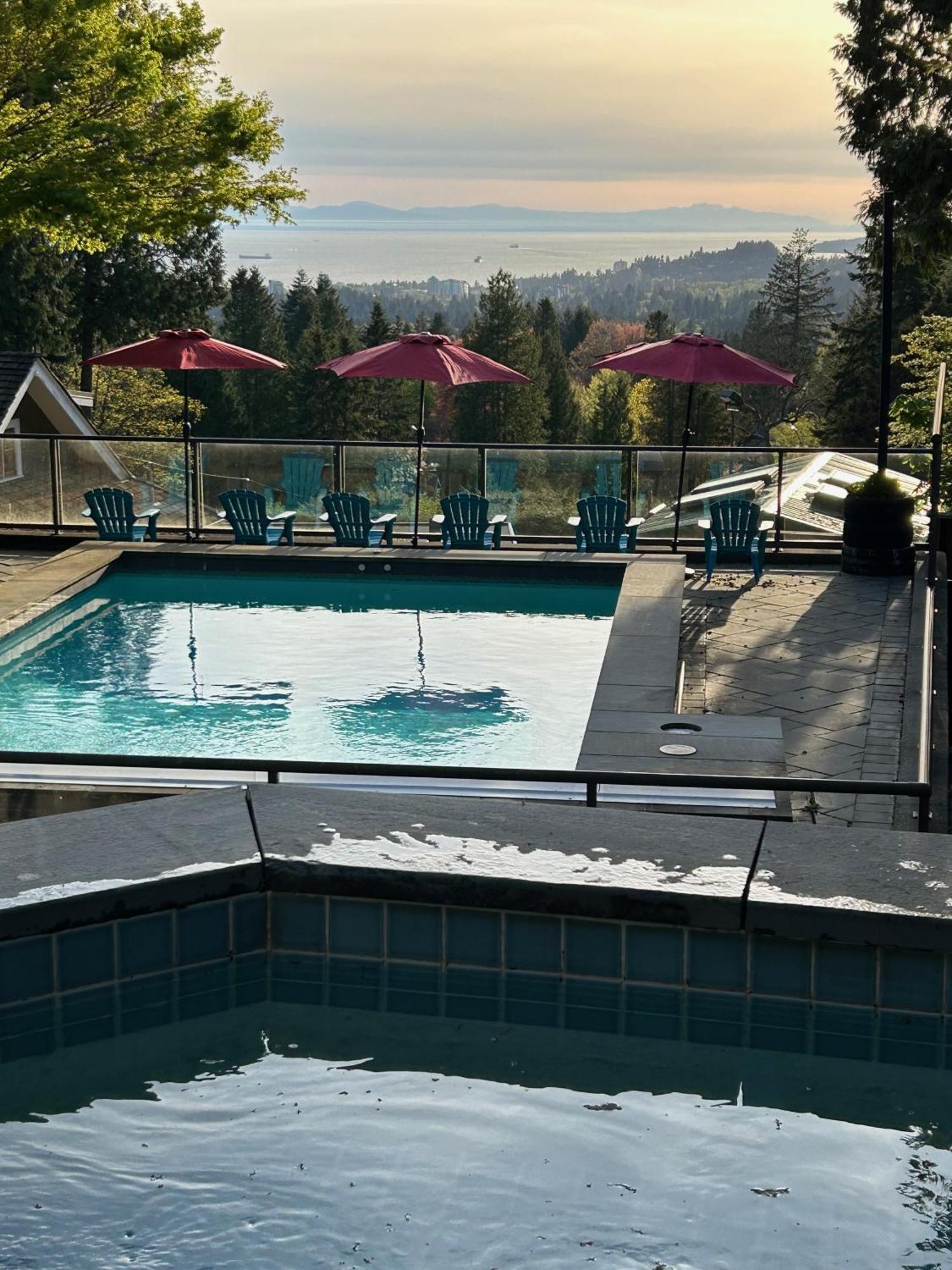 Seymour Private Bedroom, Ensuite Bathroom With Shared Pool, Hot Tub With Views Βόρειο Βανκούβερ Εξωτερικό φωτογραφία