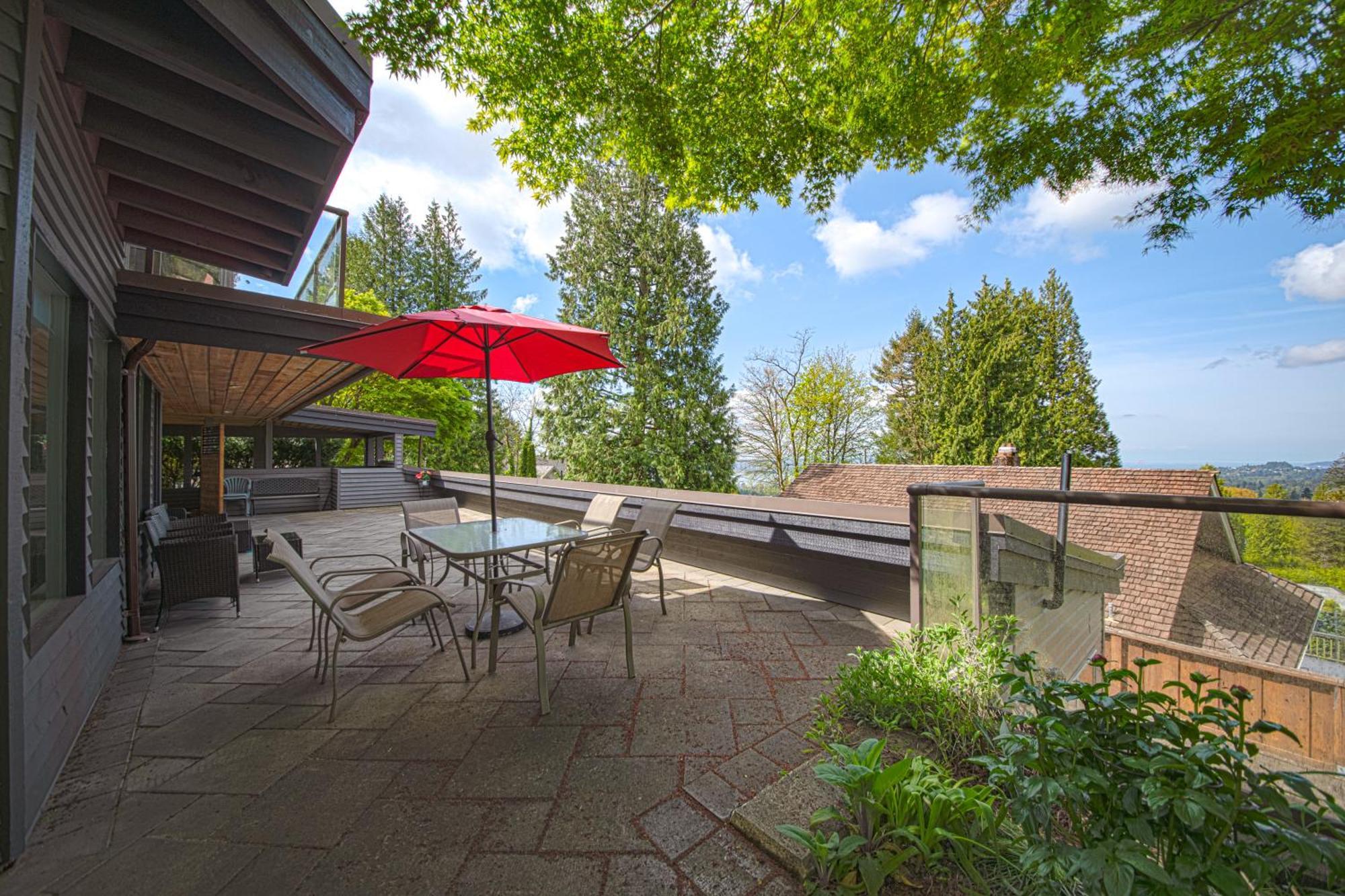 Seymour Private Bedroom, Ensuite Bathroom With Shared Pool, Hot Tub With Views Βόρειο Βανκούβερ Εξωτερικό φωτογραφία